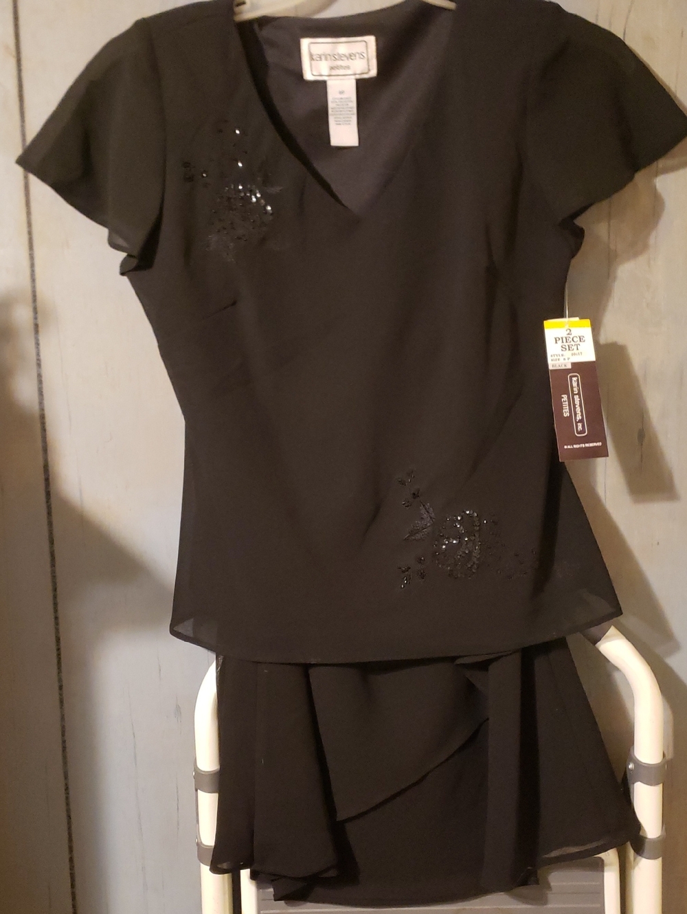 Karin STEVENS 2Piece Skirt & Top Size 8 Petite New With Tags